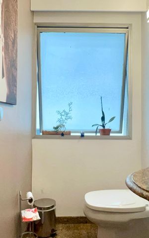 Apartamento à venda com 170m², 3 quartos e 2 vagas Apartamento à venda com 170m², 3 quartos e 2 vagasLavabo