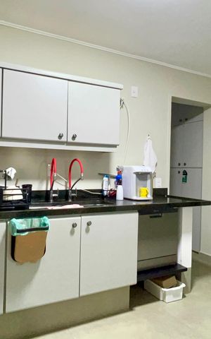 Apartamento à venda com 170m², 3 quartos e 2 vagas Apartamento à venda com 170m², 3 quartos e 2 vagasCozinha