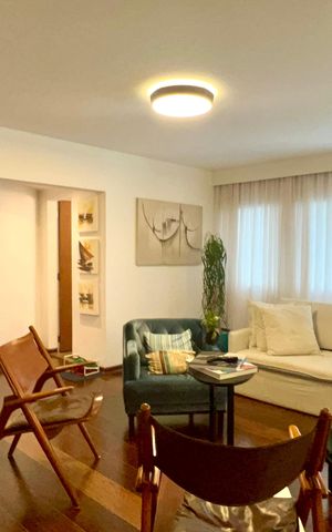 Apartamento à venda com 170m², 3 quartos e 2 vagas Apartamento à venda com 170m², 3 quartos e 2 vagasSala