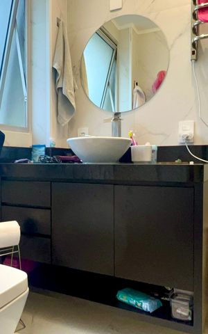 Apartamento à venda com 170m², 3 quartos e 2 vagas Apartamento à venda com 170m², 3 quartos e 2 vagasBanheiro da Suíte 1