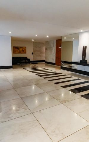 Apartamento à venda com 256m², 4 quartos e 4 vagas Apartamento à venda com 256m², 4 quartos e 4 vagasHall de entrada