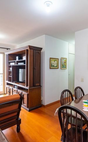 Apartamento à venda com 65m², 3 quartos e 1 vaga Apartamento à venda com 65m², 3 quartos e 1 vagaSala