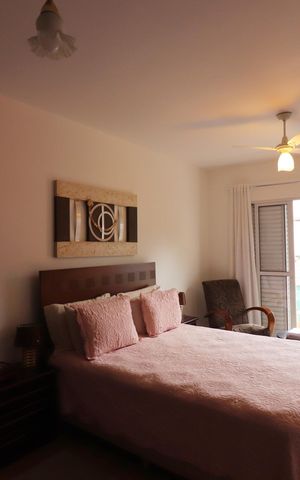 Casa à venda com 228m², 3 quartos e 6 vagasSuíte