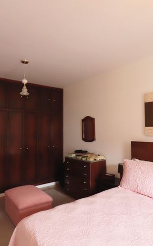 Casa à venda com 228m², 3 quartos e 6 vagasSuíte