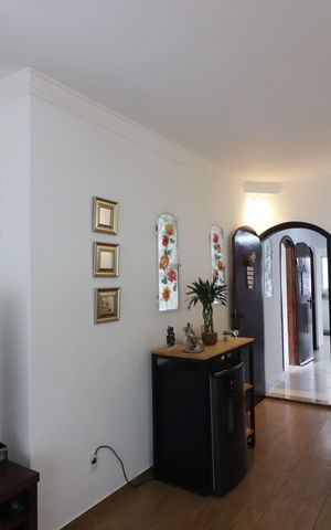 Casa à venda com 228m², 3 quartos e 6 vagasSala 