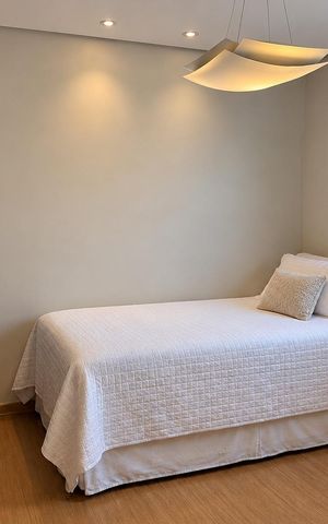 Apartamento à venda com 211m², 3 quartos e 3 vagas Apartamento à venda com 211m², 3 quartos e 3 vagasQuarto