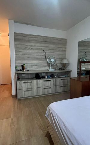 Casa à venda com 202m², 4 quartos e 2 vagas Casa à venda com 202m², 4 quartos e 2 vagasQuarto