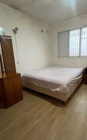 Casa à venda com 202m², 4 quartos e 2 vagas Casa à venda com 202m², 4 quartos e 2 vagasQuarto