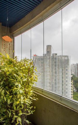 Apartamento à venda com 296m², 4 quartos e 4 vagas Apartamento à venda com 296m², 4 quartos e 4 vagasVaranda do quarto 1 e 2