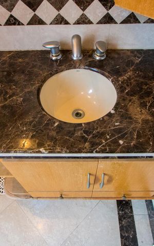 Apartamento à venda com 296m², 4 quartos e 4 vagas Apartamento à venda com 296m², 4 quartos e 4 vagasBanheiro do quarto 3