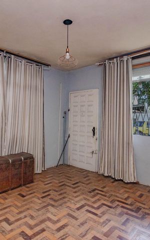 Casa para alugar com 110m², 2 quartos e 1 vaga Casa para alugar com 110m², 2 quartos e 1 vagaSala