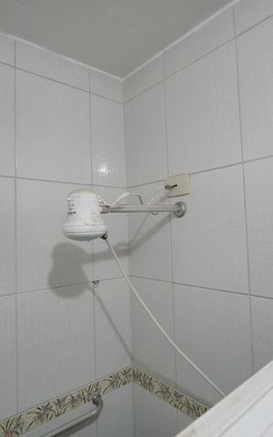 Apartamento à venda com 77m², 2 quartos e sem vagaBanheiro