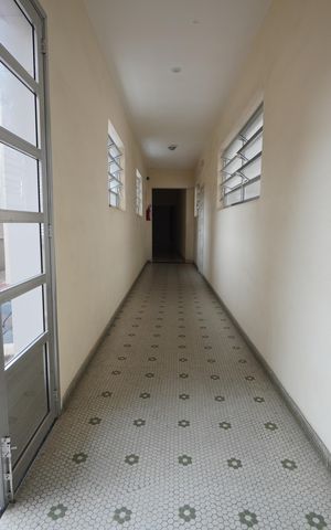 Apartamento à venda com 77m², 2 quartos e sem vagaÁrea comum