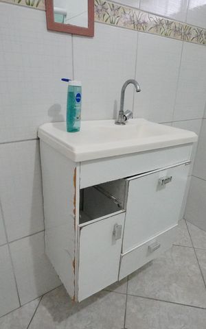 Apartamento à venda com 77m², 2 quartos e sem vagaBanheiro