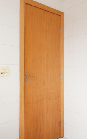 Apartamento à venda com 93m², 3 quartos e 2 vagas Apartamento à venda com 93m², 3 quartos e 2 vagasÁrea de Serviço