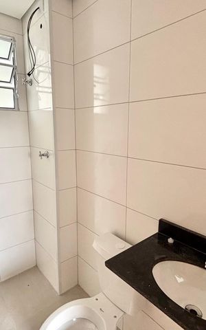 Apartamento à venda com 37m², 2 quartos e sem vaga Apartamento à venda com 37m², 2 quartos e sem vagaBanheiro