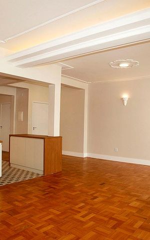 Apartamento à venda com 140m², 3 quartos e 1 vagaSala