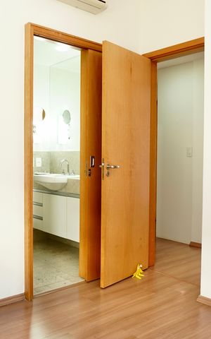 Apartamento à venda com 184m², 4 quartos e 4 vagas Apartamento à venda com 184m², 4 quartos e 4 vagasSemi Suíte 2