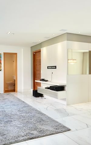 Apartamento à venda com 184m², 4 quartos e 4 vagas Apartamento à venda com 184m², 4 quartos e 4 vagasSala