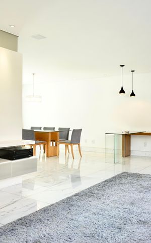 Apartamento à venda com 184m², 4 quartos e 4 vagas Apartamento à venda com 184m², 4 quartos e 4 vagasSala