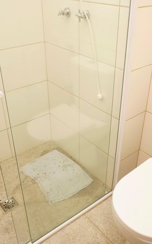 Apartamento à venda com 184m², 4 quartos e 4 vagas Apartamento à venda com 184m², 4 quartos e 4 vagasSemi Suíte - Banheiro