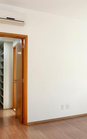 Apartamento à venda com 184m², 4 quartos e 4 vagas Apartamento à venda com 184m², 4 quartos e 4 vagasSuíte 2