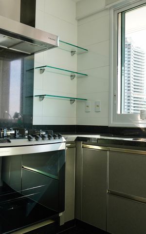 Apartamento à venda com 184m², 4 quartos e 4 vagas Apartamento à venda com 184m², 4 quartos e 4 vagasCozinha