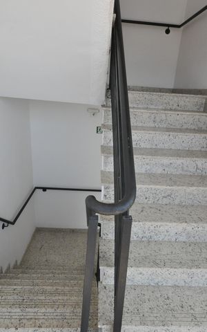 Apartamento à venda com 38m², 2 quartos e 1 vagaEscada