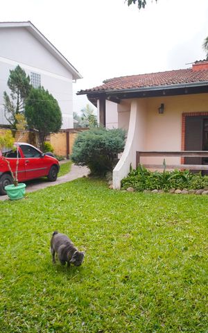 Casa à venda com 208m², 4 quartos e 2 vagasQuintal