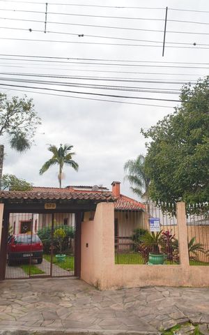 Casa à venda com 208m², 4 quartos e 2 vagasFachada
