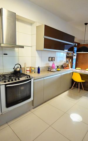 Apartamento à venda com 162m², 4 quartos e 3 vagas