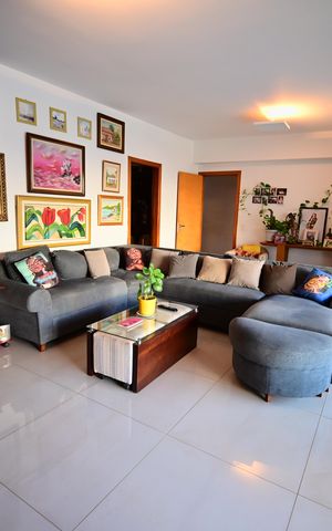 Apartamento à venda com 162m², 4 quartos e 3 vagas