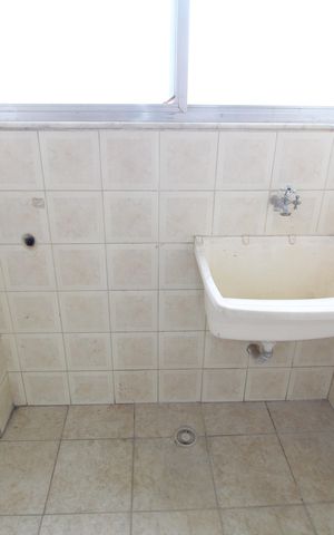Apartamento para alugar com 65m², 2 quartos e 1 vagaÁrea de Serviço
