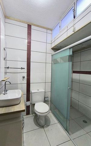 Casa para alugar com 264m², 4 quartos e 5 vagas