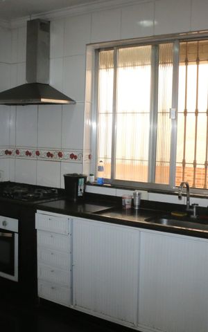 Casa para alugar com 500m², 3 quartos e 3 vagasCozinha