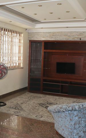 Casa para alugar com 500m², 3 quartos e 3 vagassala