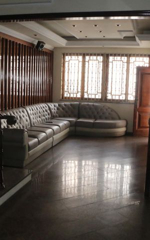 Casa para alugar com 500m², 3 quartos e 3 vagassala