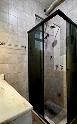Apartamento à venda com 67m², 2 quartos e sem vaga Apartamento à venda com 67m², 2 quartos e sem vagaBanheiro