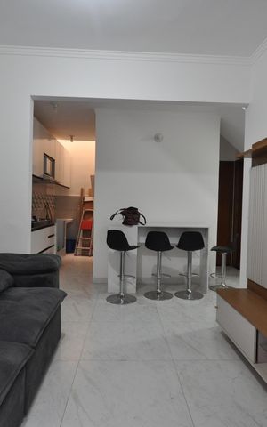 Casa de condomínio à venda com 48m², 2 quartos e 1 vagaSala