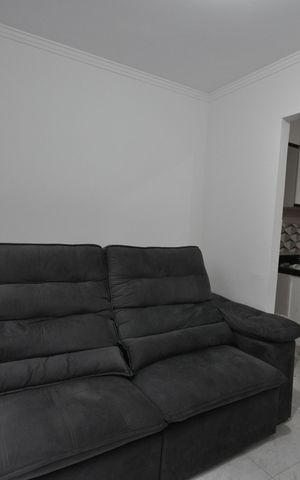 Casa de condomínio à venda com 48m², 2 quartos e 1 vagaSala