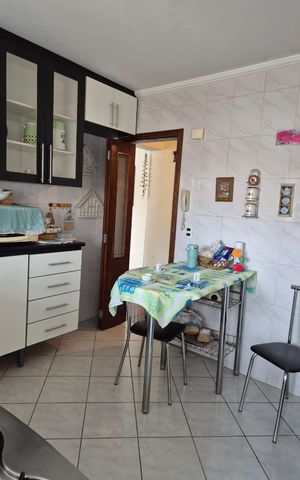 Apartamento à venda com 80m², 2 quartos e 1 vagaCozinha