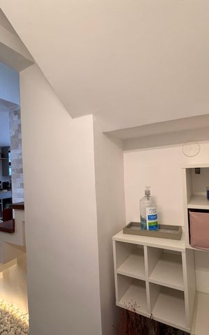 Casa de condomínio à venda com 160m², 4 quartos e 1 vaga Casa de condomínio à venda com 160m², 4 quartos e 1 vagaLavabo