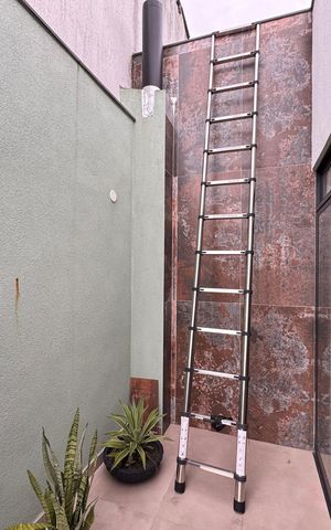 Casa de condomínio à venda com 160m², 4 quartos e 1 vaga Casa de condomínio à venda com 160m², 4 quartos e 1 vagaVarada