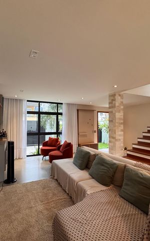 Casa de condomínio à venda com 160m², 4 quartos e 1 vaga Casa de condomínio à venda com 160m², 4 quartos e 1 vagaSala
