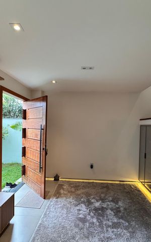 Casa de condomínio à venda com 160m², 4 quartos e 1 vaga Casa de condomínio à venda com 160m², 4 quartos e 1 vagaSala