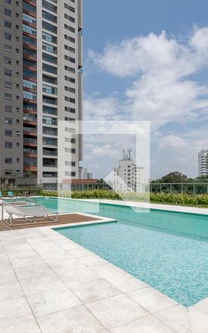 Studio à venda com 25m², 1 quarto e sem vaga Studio à venda com 25m², 1 quarto e sem vagaPiscina