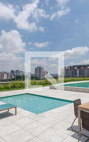 Studio à venda com 25m², 1 quarto e sem vaga Studio à venda com 25m², 1 quarto e sem vagaPiscina