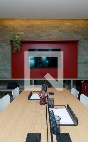 Studio à venda com 25m², 1 quarto e sem vaga Studio à venda com 25m², 1 quarto e sem vagaSala de reunião