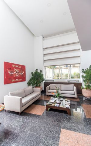 Apartamento para alugar com 119m², 2 quartos e 2 vagasHall social