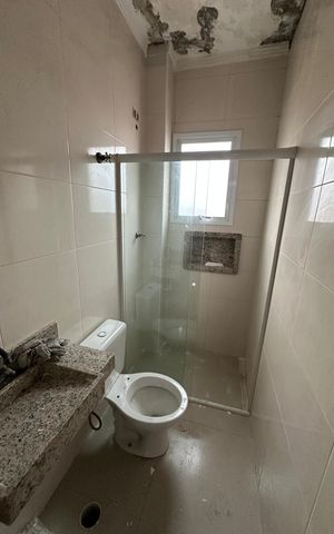 Apartamento para alugar com 257m², 3 quartos e 2 vagas Apartamento para alugar com 257m², 3 quartos e 2 vagasBanheiro 2